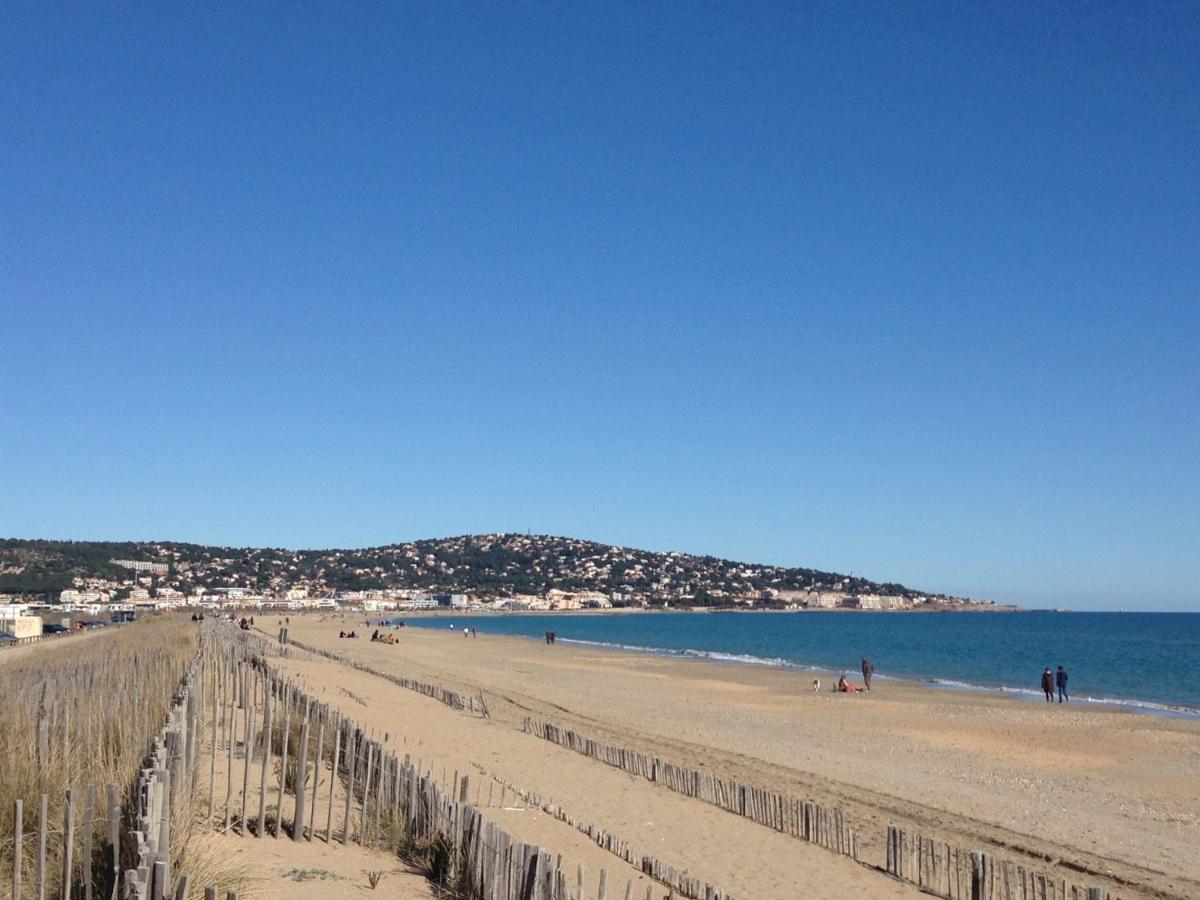 Charmant 2 Pieces Avec Mezzanine, Parking, A 300M De La Plage Et Commerces - Fr-1-338-502 Σετ Εξωτερικό φωτογραφία