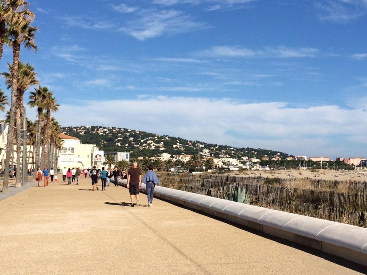 Charmant 2 Pieces Avec Mezzanine, Parking, A 300M De La Plage Et Commerces - Fr-1-338-502 Σετ Εξωτερικό φωτογραφία